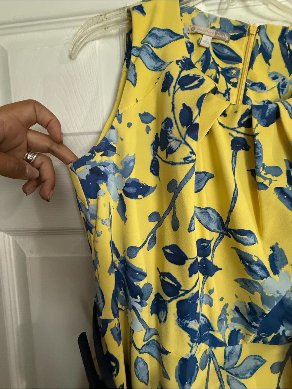 Signature Yellow Dress with Blue Floral Pattern and Belt - Picture 3 of 7